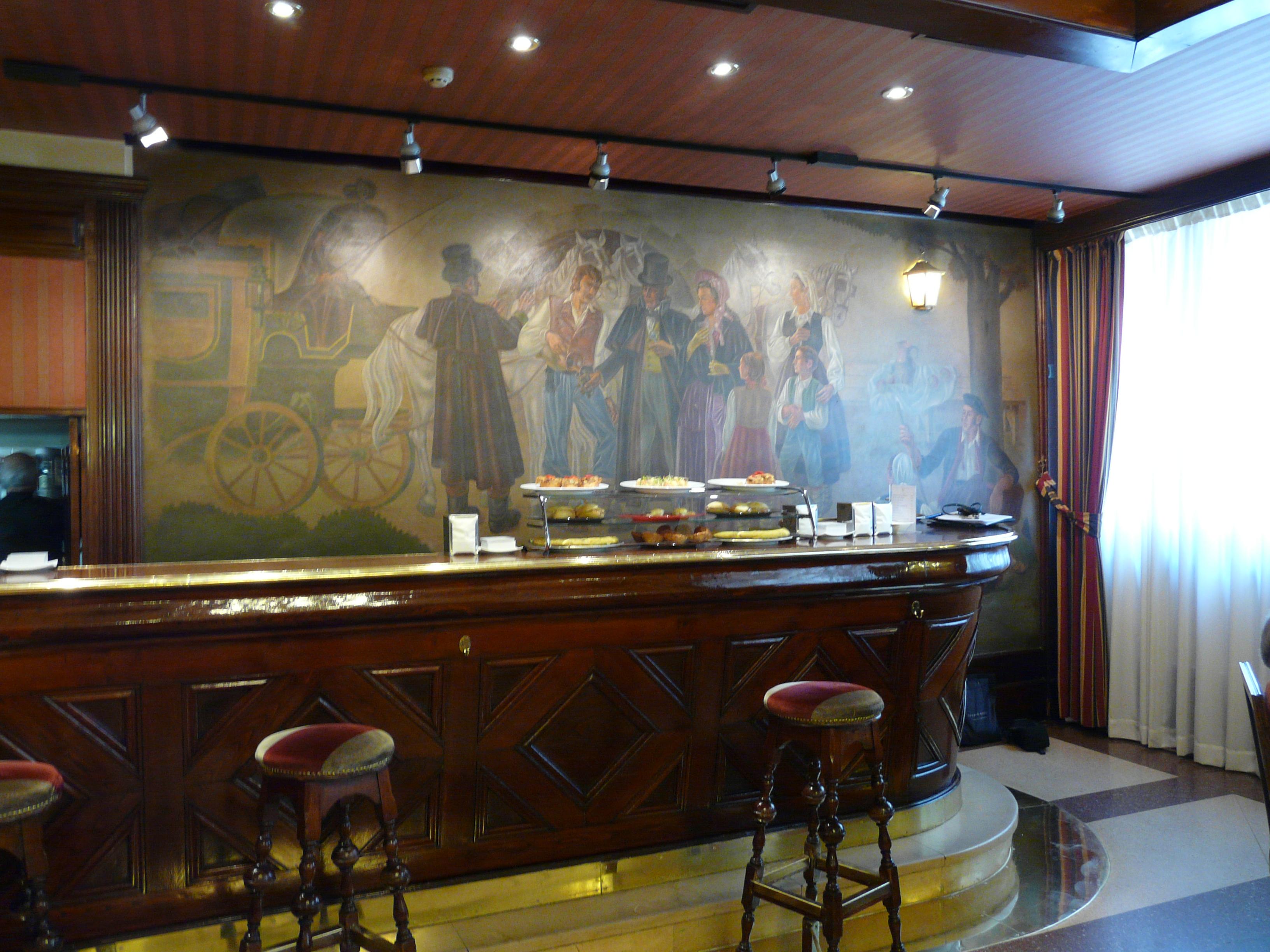 Hotel Carlton Bilbao Exterior photo The bar