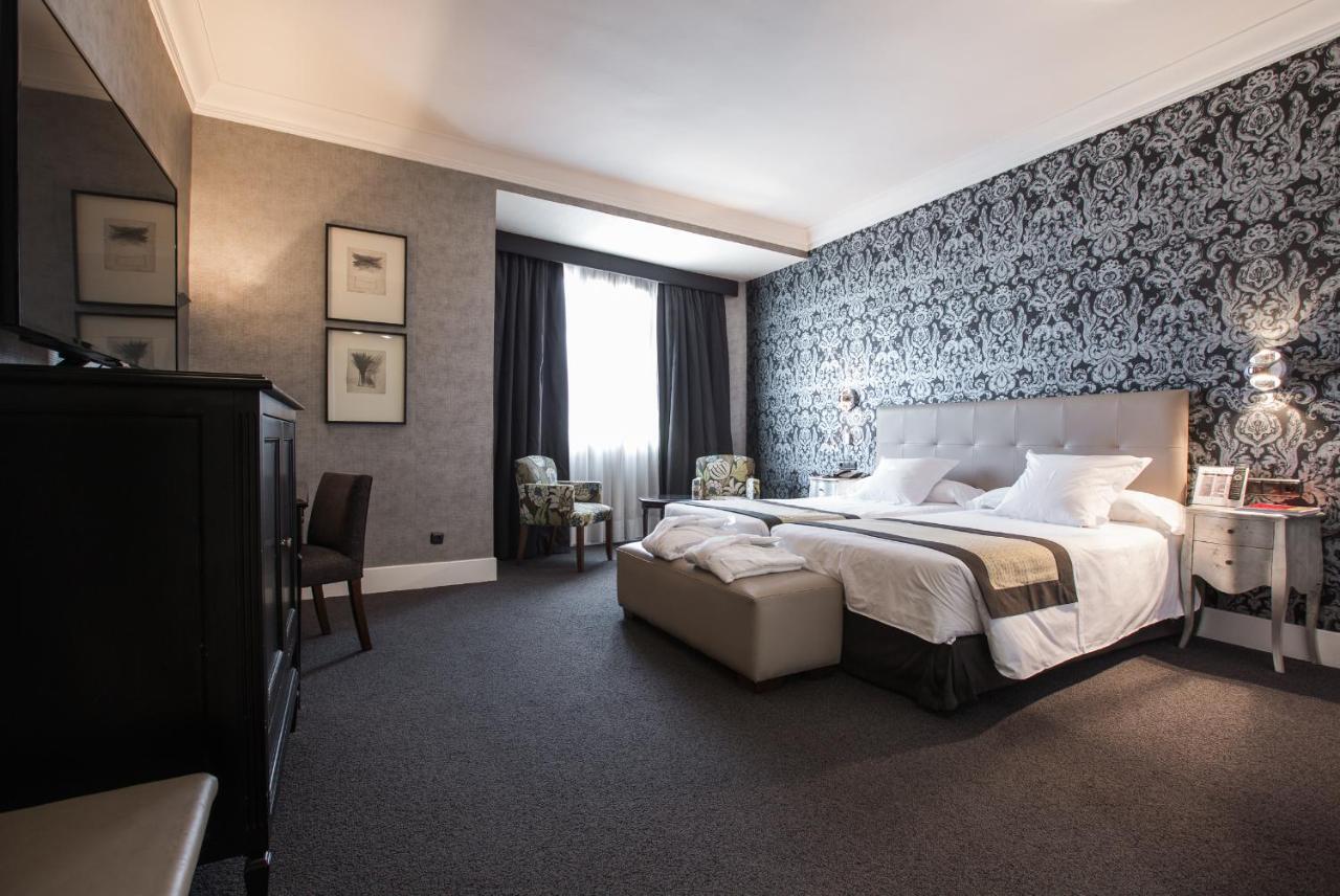 Hotel Carlton Bilbao Exterior photo Deluxe room